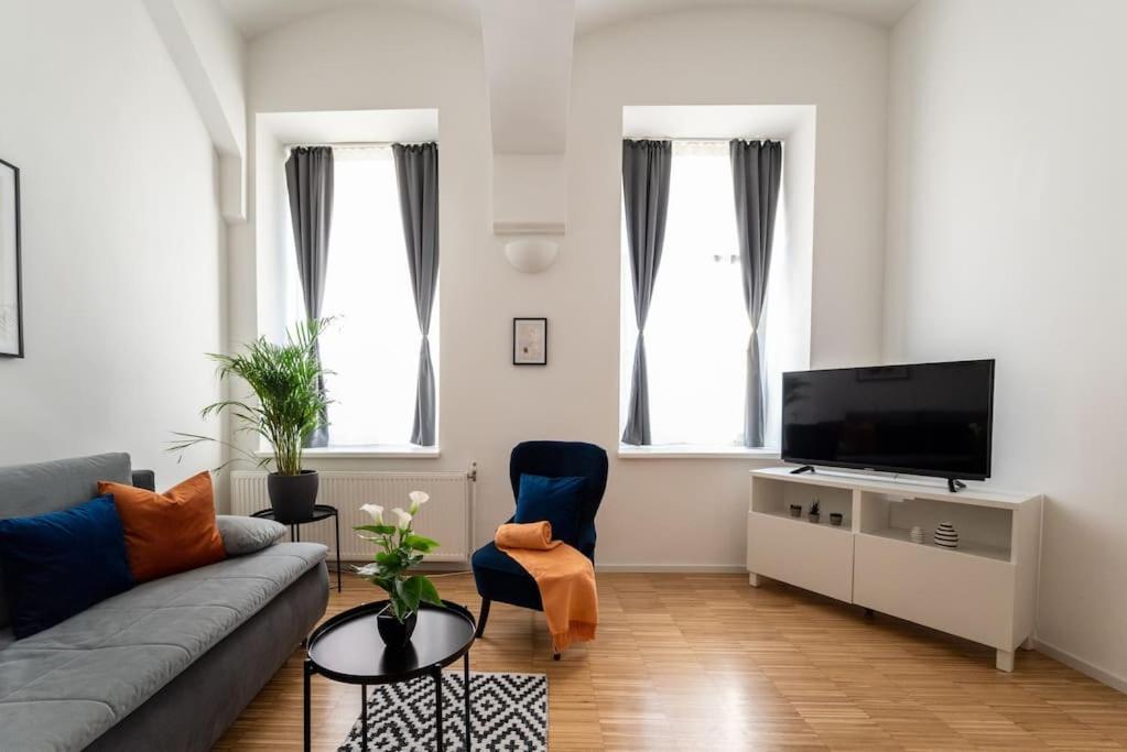 Pristine 1Br Steps From City By Hm Wien Eksteriør bilde